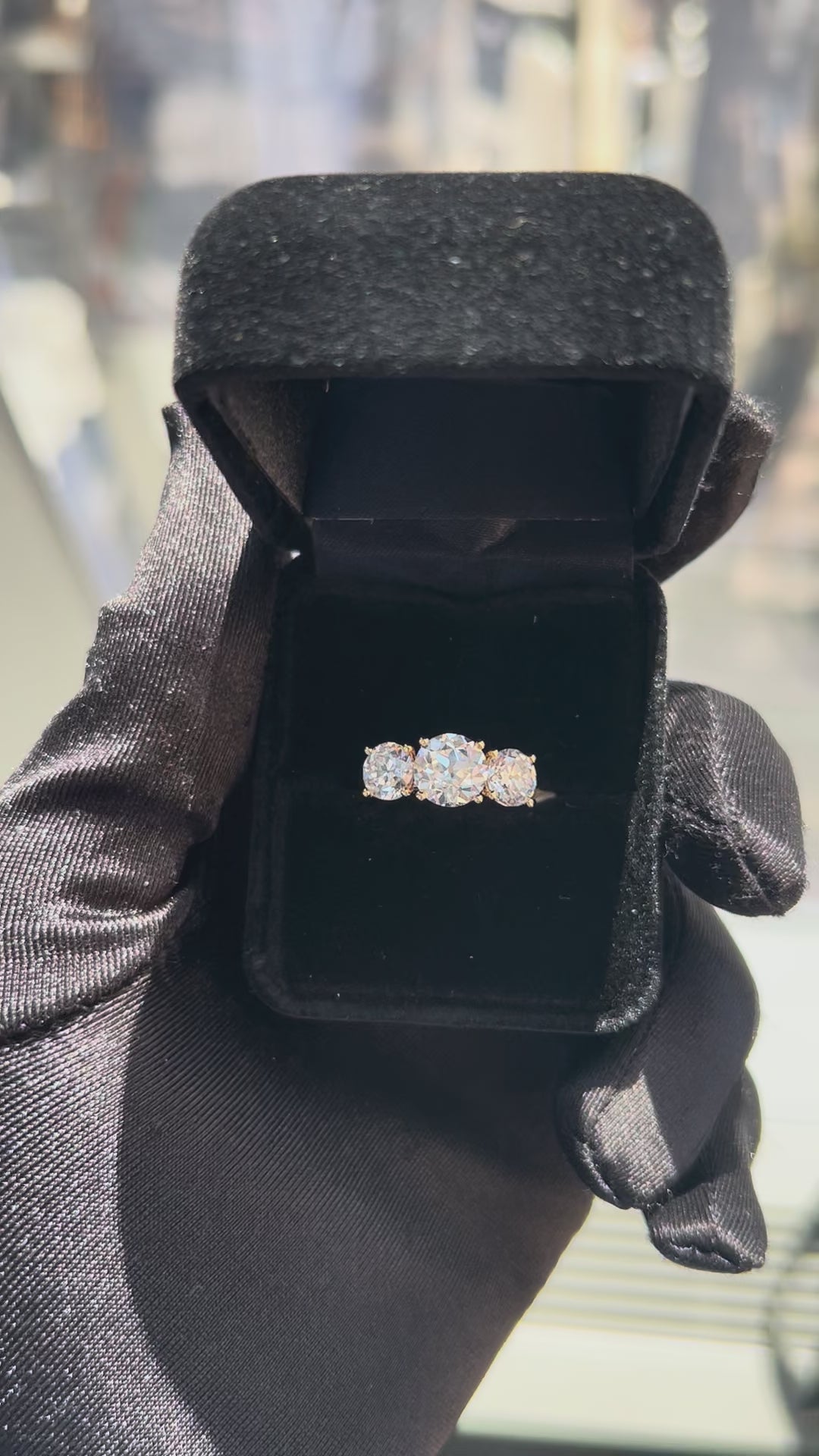 3 Stone Yellow Gold Ring | 2ct Center Diamond | 14k Gold | 3.6g